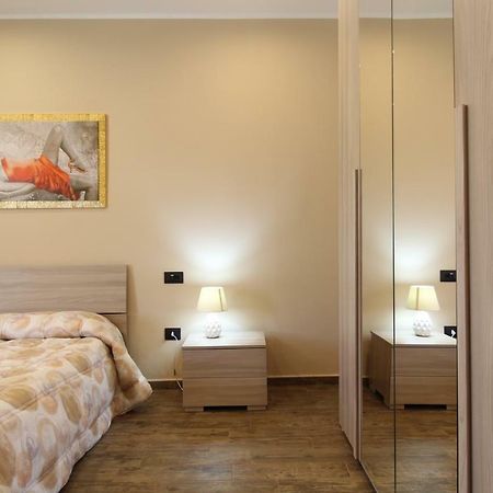 Casa Vacanze Corso Roma บรินดิซิ ภายนอก รูปภาพ