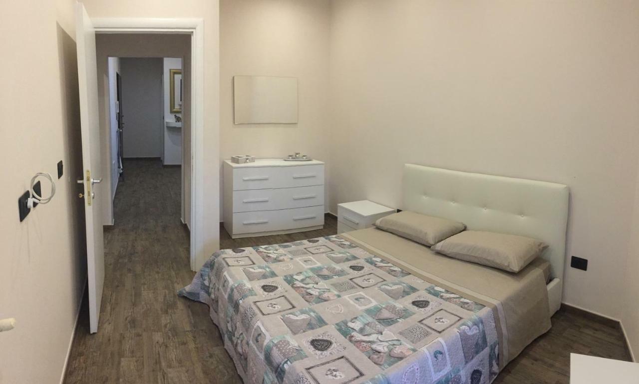 Casa Vacanze Corso Roma บรินดิซิ ภายนอก รูปภาพ
