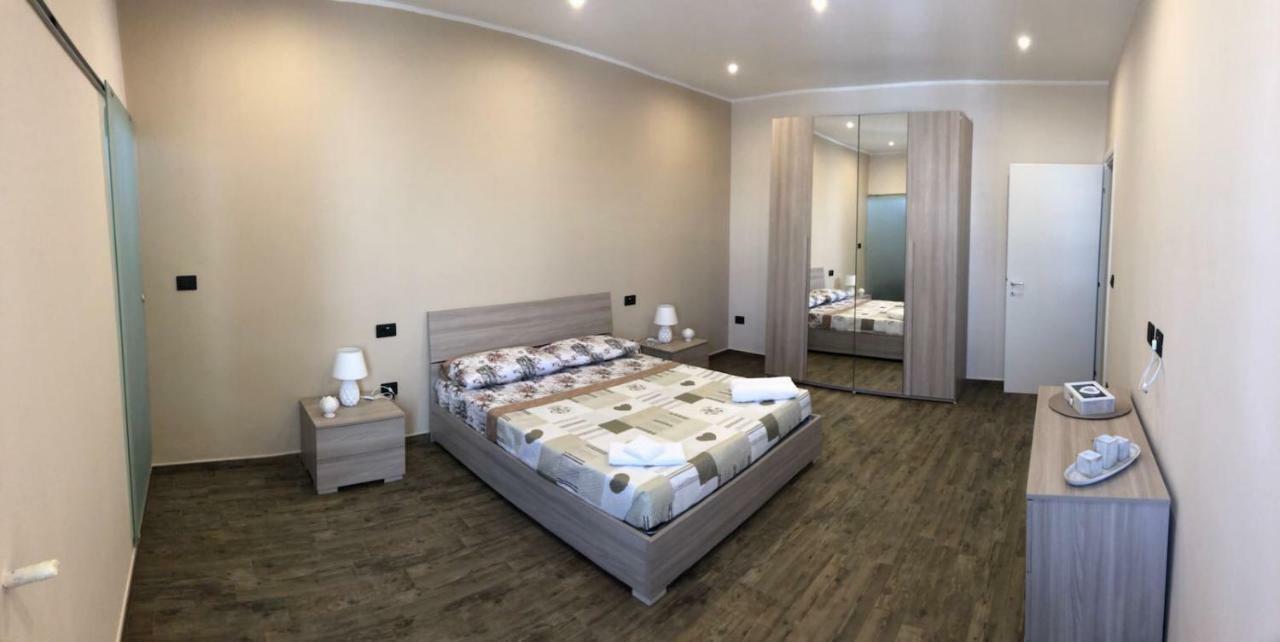 Casa Vacanze Corso Roma บรินดิซิ ภายนอก รูปภาพ