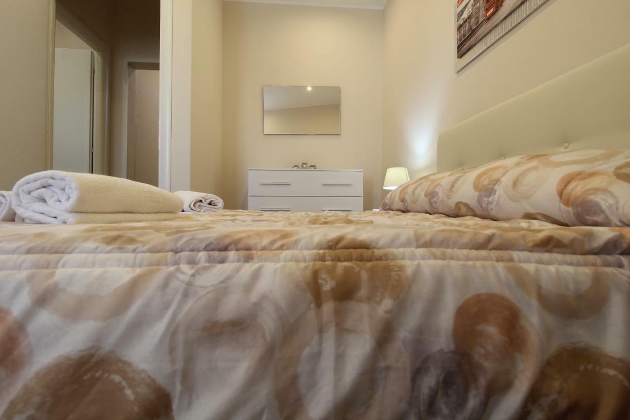 Casa Vacanze Corso Roma บรินดิซิ ภายนอก รูปภาพ
